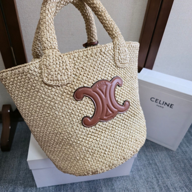 Ce1i*e bucket bags